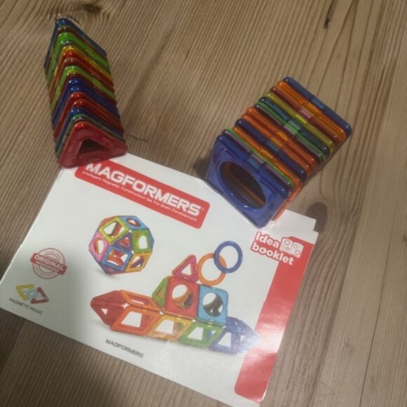 Magformers Magnetic Building shapes - Picture 2 of 2
